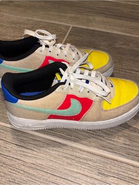 Nike Air Force 1 Low GS 'Multi-Color Velcro' Size 6